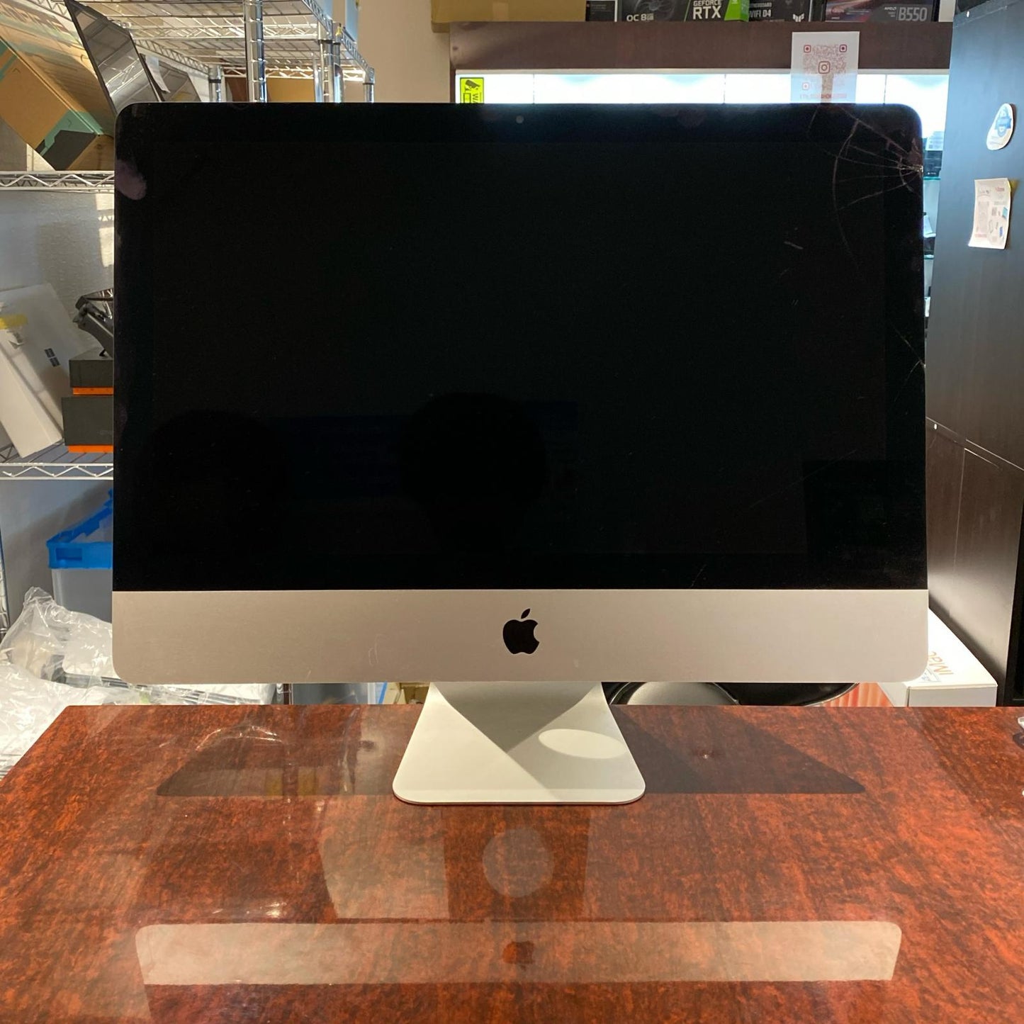 【最速発送】Apple iMac 21.5インチ 3GHz 6コア　intel Core i5 8GB フュージョンドライブ 1TB 【難有】