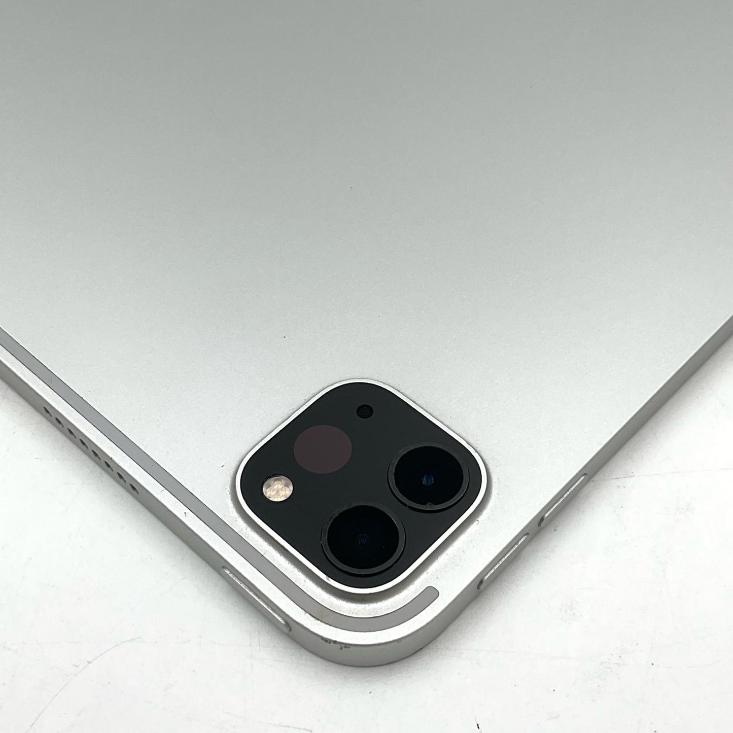 【全額返金保証】【最速発送】Apple iPad Pro 11インチ 第3世代 256GB シルバー Wi-Fi 動作確認済
