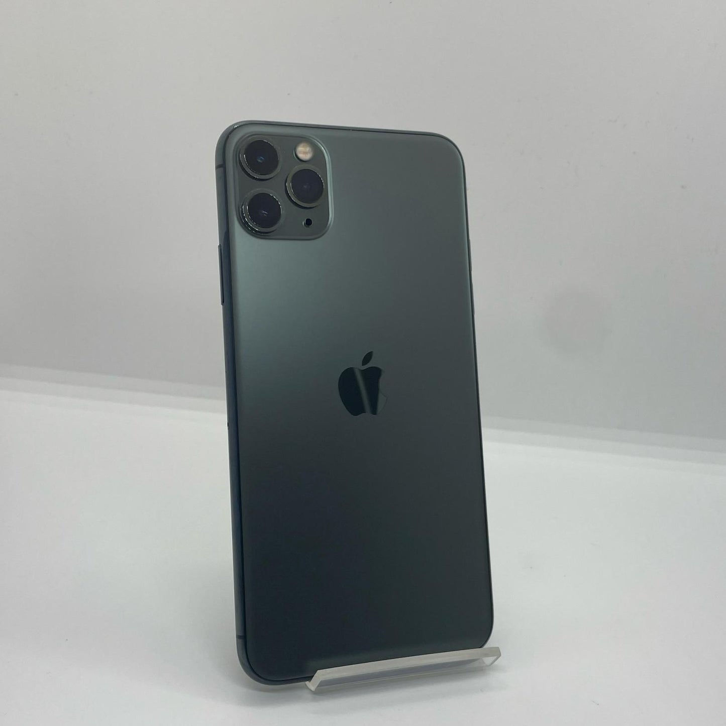 【全額返金保証】【最速発送】Apple iPhone iPhone 11 Pro Max 256GB ミッドナイトグリーン docomo SIMフリー 白ロム 動作確認済 84 %