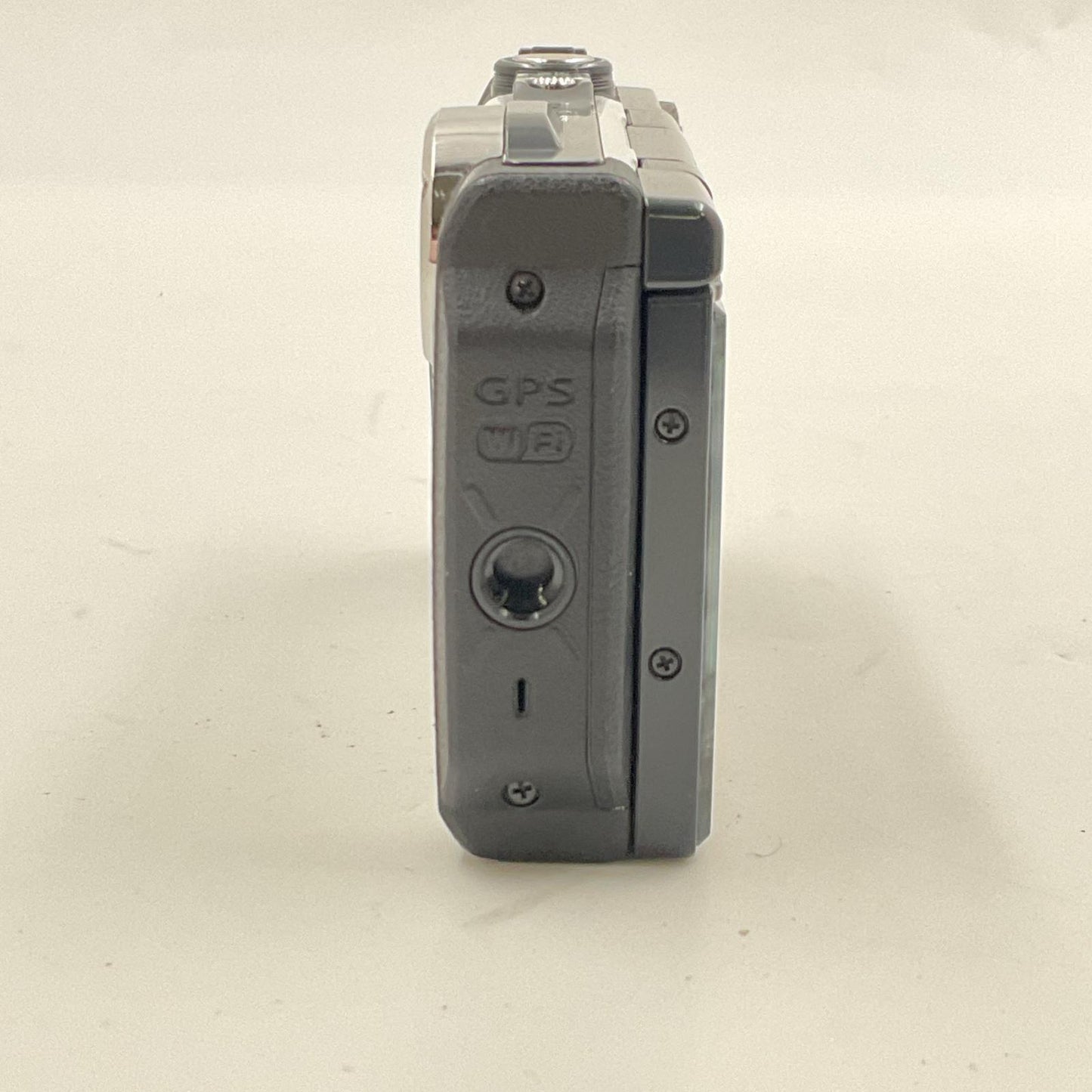 【全額返金保証】【最速発送】OLYMPUS コンパクトデジタルカメラ OLYMPUS STYLUS TG-870 Tough [ホワイト] 動作確認済