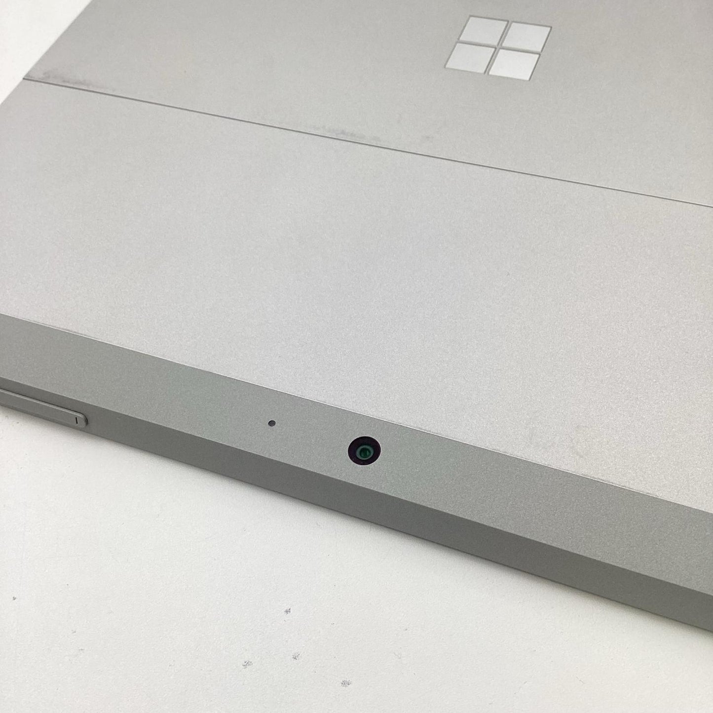 【全額返金保証】【最速発送】Microsoft Surface Go 3 1926 Pentium Gold 6500Y 8GB M.2 SSD 128GB 96.5% 美品 動作確認済