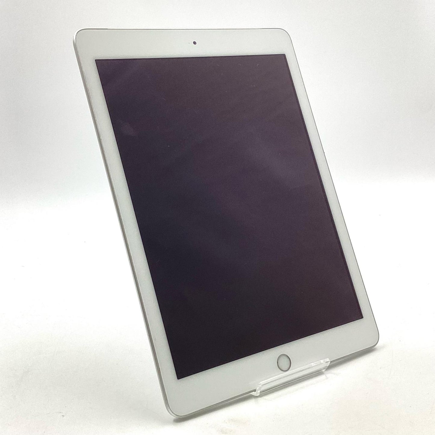 【最速発送】Apple iPad iPad 9.7インチ 第6世代 32GB シルバー WiFi+Cellular docomo 白ロム【難有】