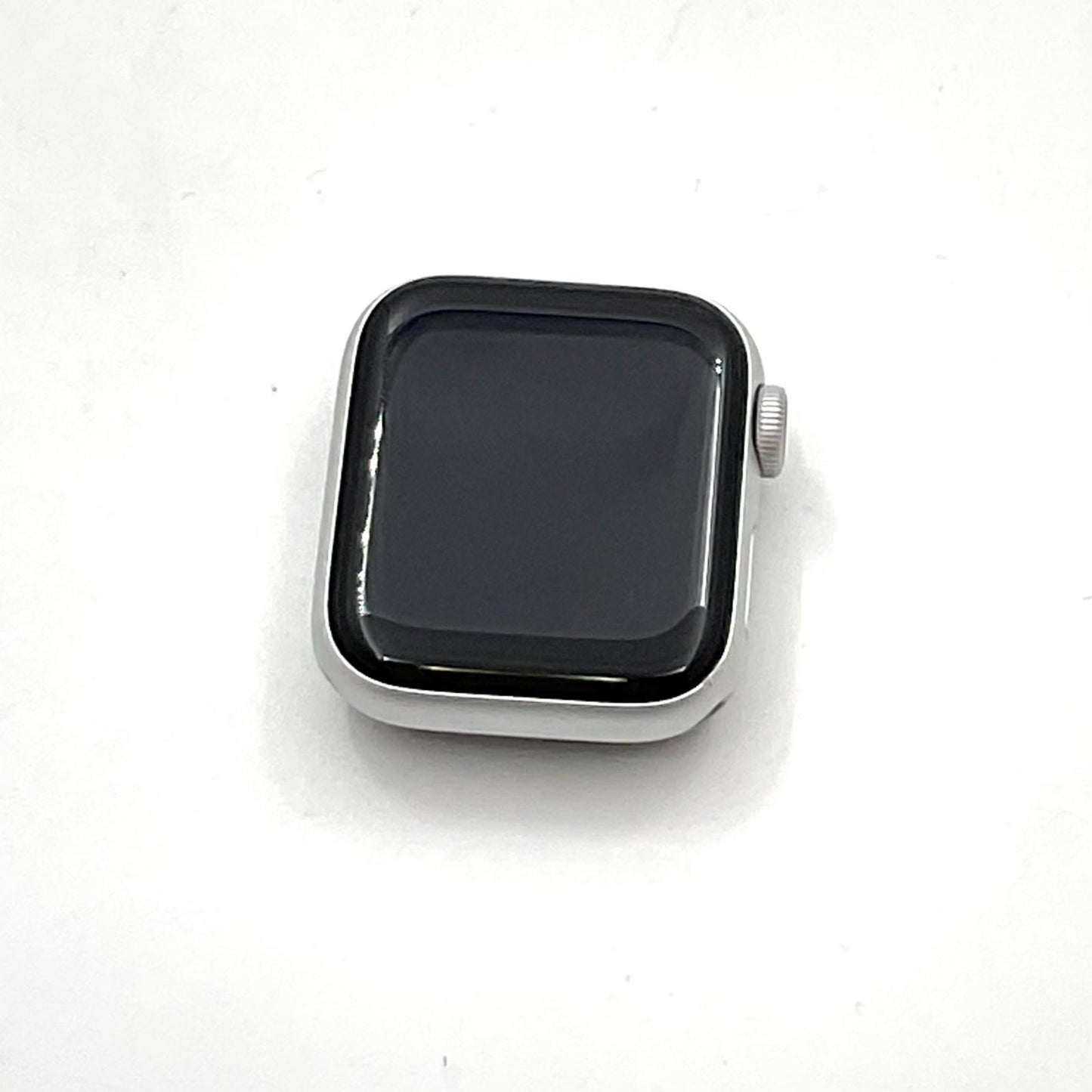 【全額返金保証】【最速発送】Apple Watch SE 第1世代 アルミニウム 40mm GPS+Cellular 白ロム 77% 動作確認済