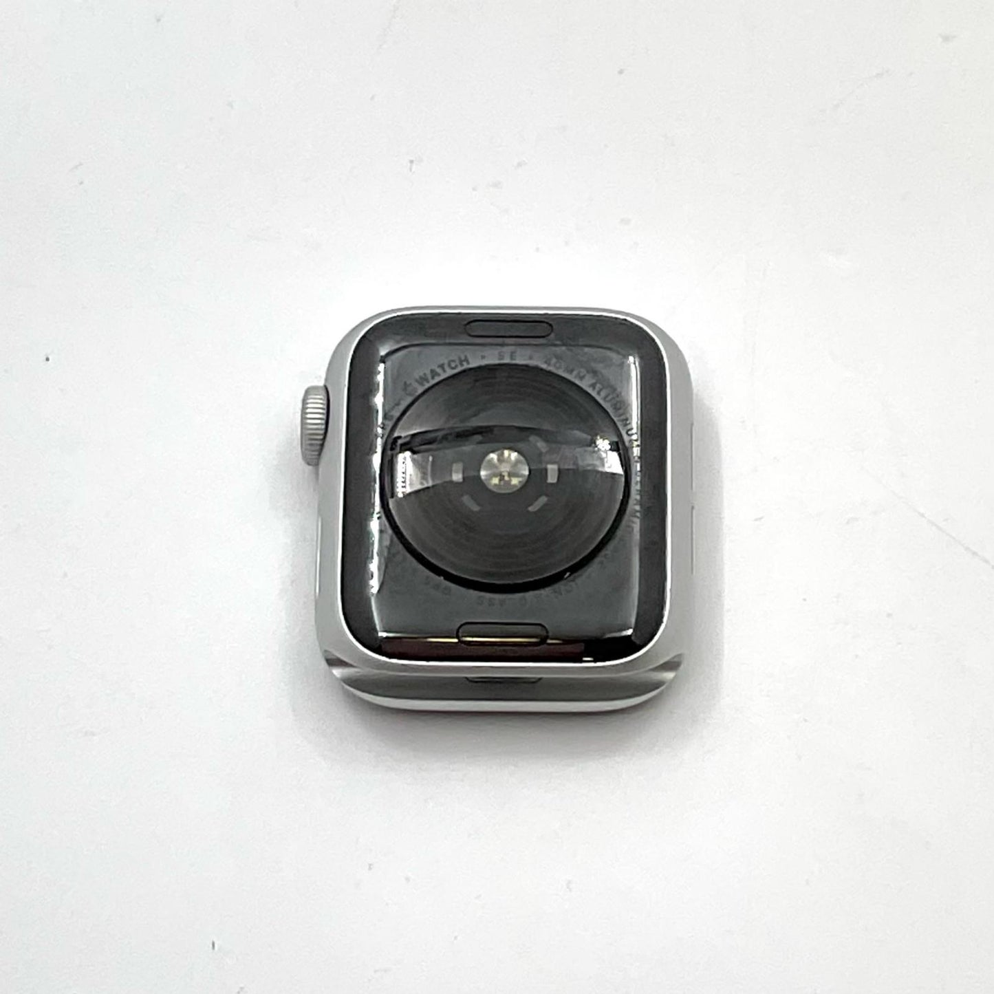 【全額返金保証】【最速発送】Apple Watch SE 第1世代 アルミニウム 40mm GPS+Cellular 白ロム 77% 動作確認済