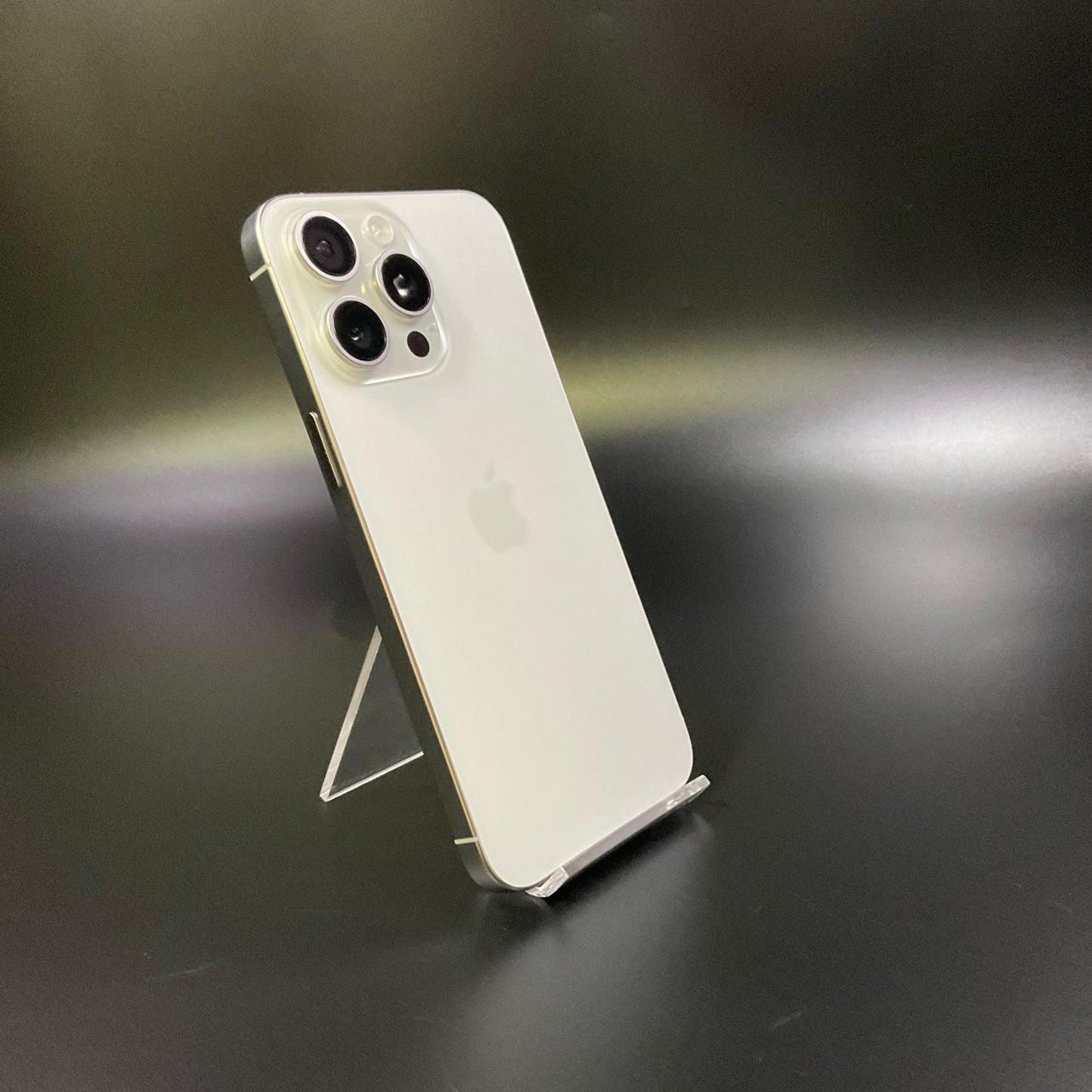【全額返金保証】【最速発送】Apple iPhone iPhone 15 Pro Max 1TB ホワイトチタニウム SIMフリー 白ロム 美品 動作確認済 87%