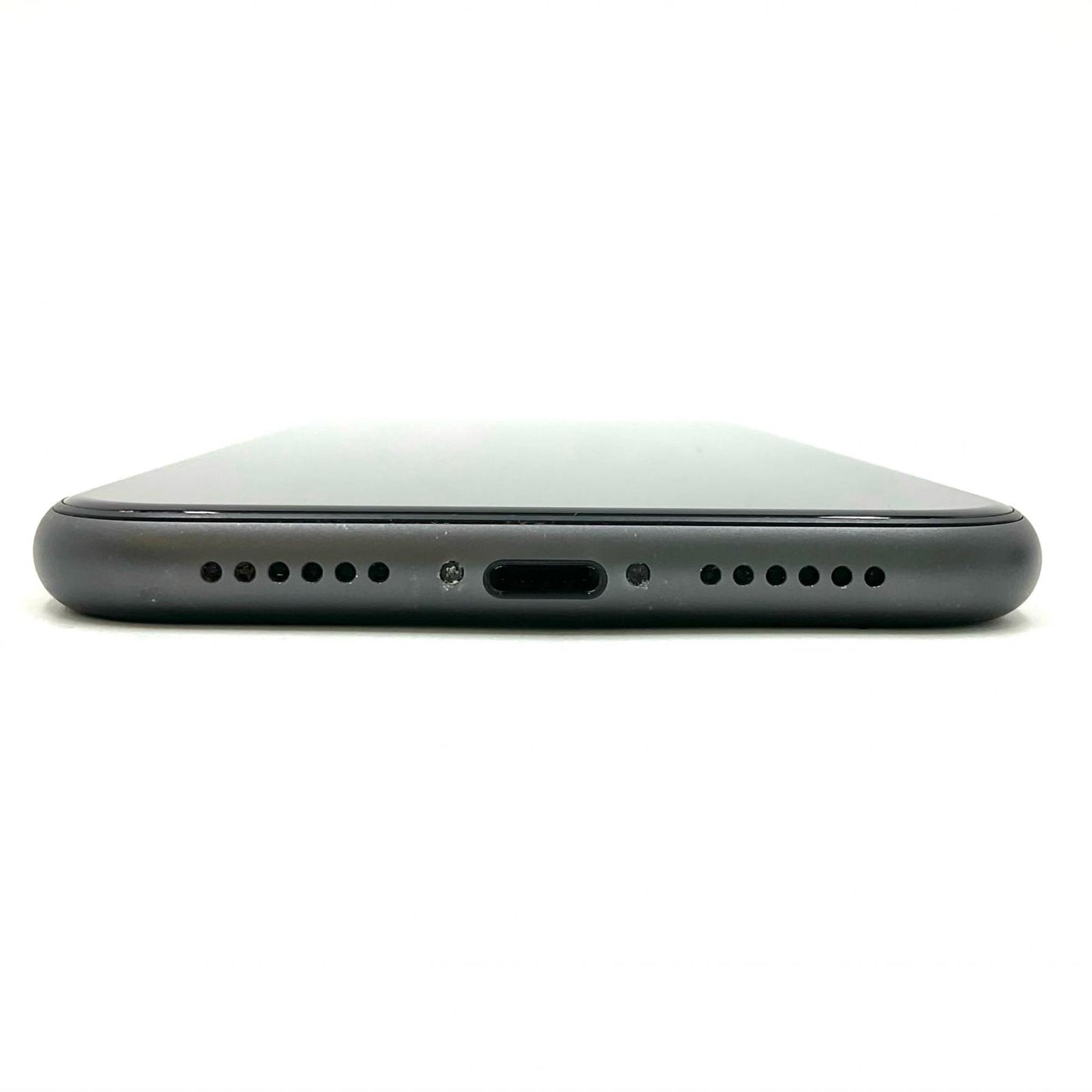 【全額返金保証】【最速発送】Apple iPhone iPhone 11 128GB ブラック docomo 白ロム 動作確認済 76%
