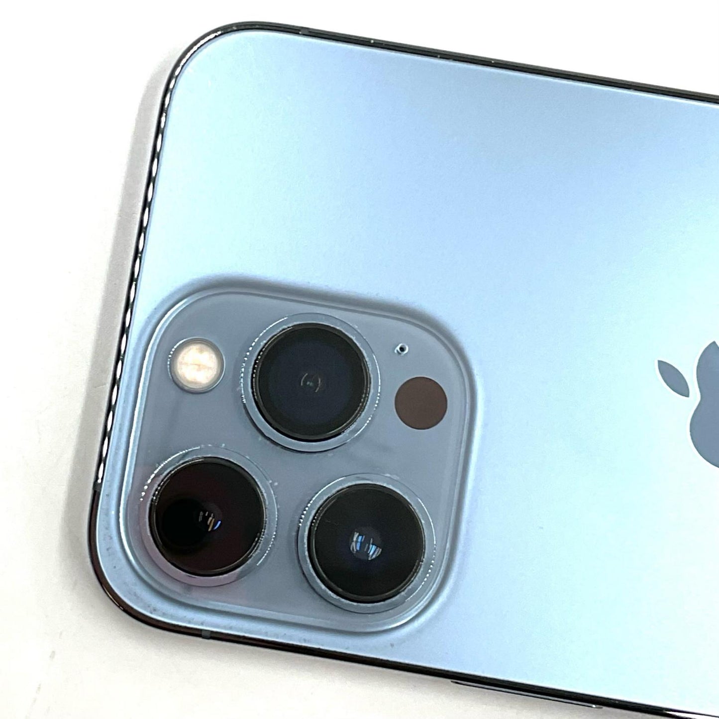 【全額返金保証】【最速発送】Apple iPhone iPhone 13 Pro 128GB シルバー SIMフリー 白ロム 動作確認済 73%