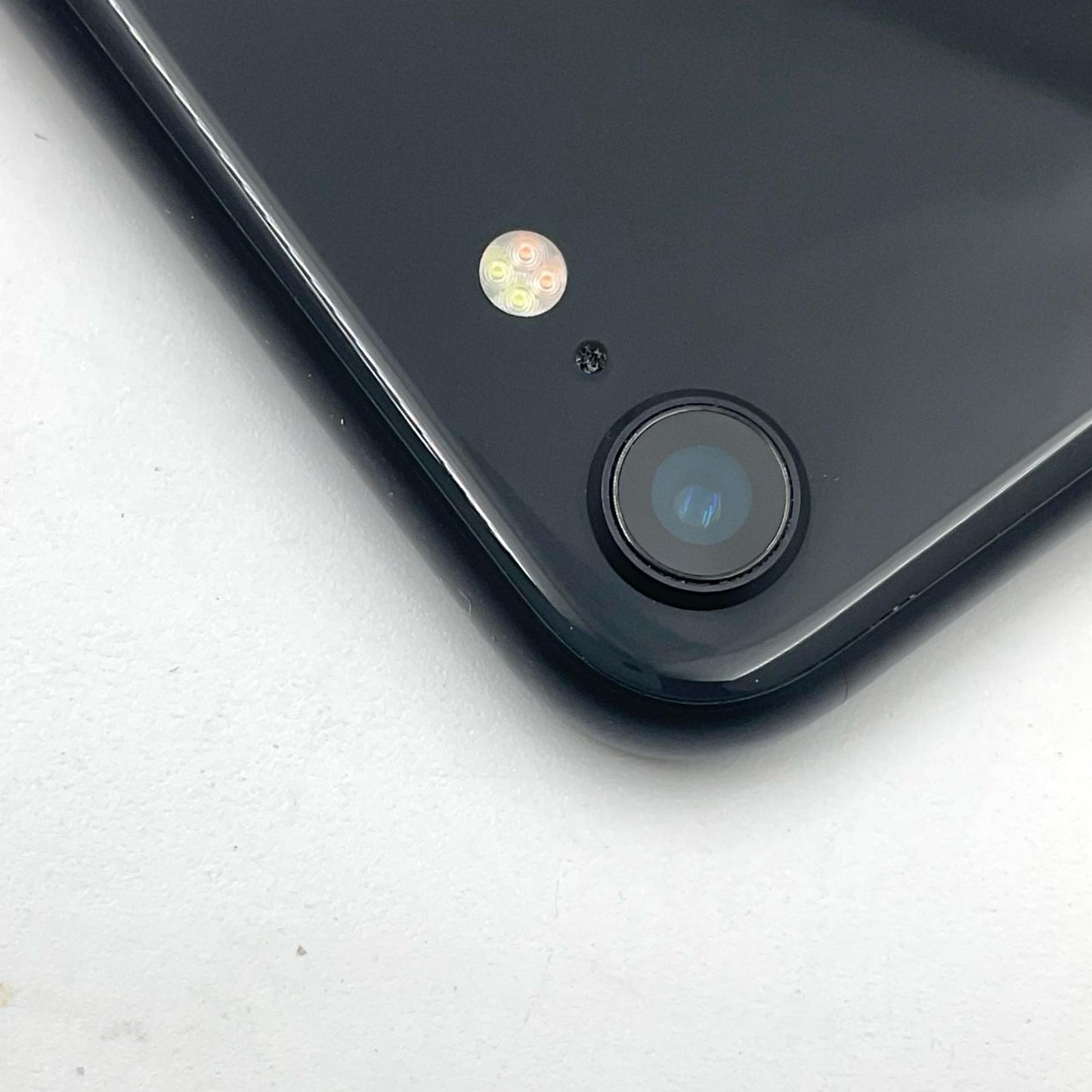 【全額返金保証】【最速発送】Apple iPhone iPhone SE（第2世代） 128GB ブラック SIMフリー 動作確認済 73%