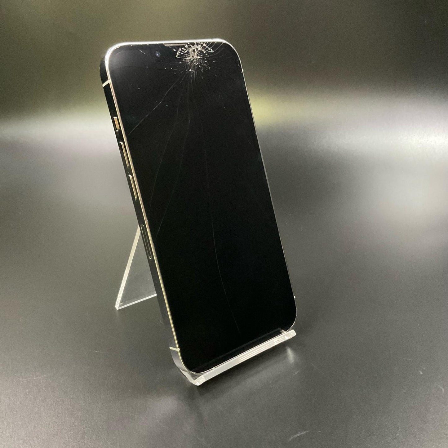 【最速発送】Apple iPhone iPhone 13 Pro 256GB シルバー Softbank 白ロム【難有】 79%