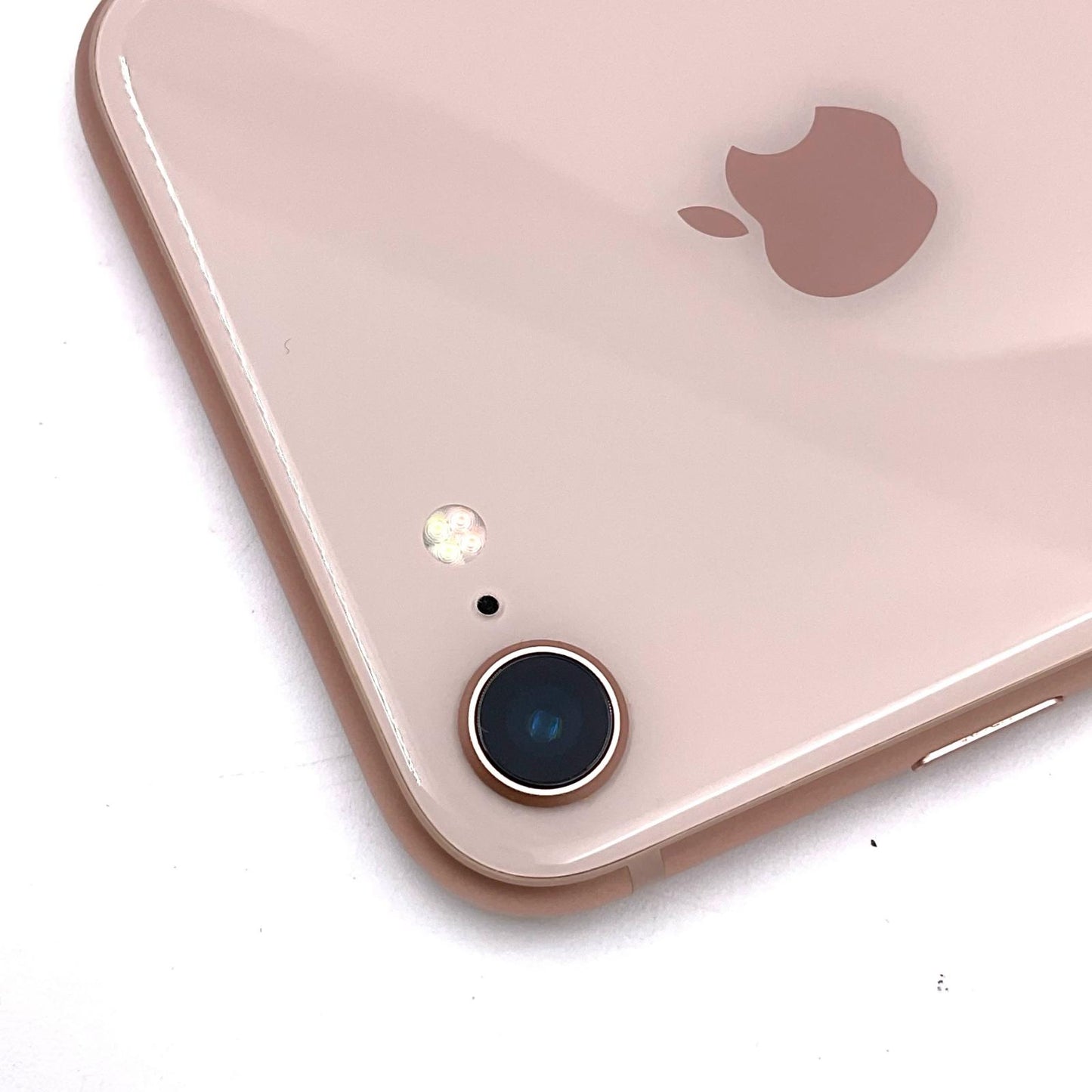 【最速発送】Apple iPhone iPhone 8 256GB ゴールド docomo SIMフリー 白ロム【難有】 55%