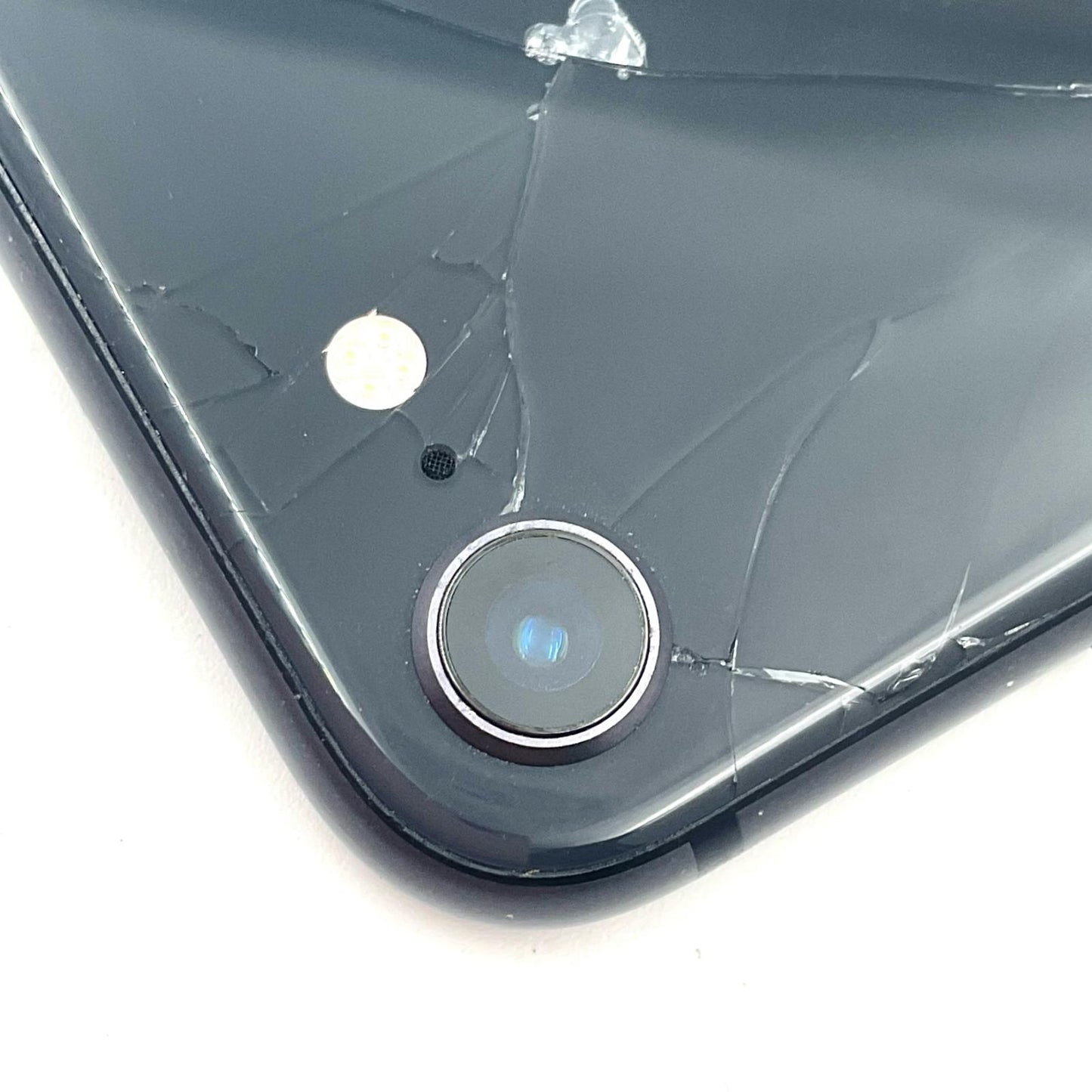 【最速発送】Apple iPhone iPhone 8 64GB スペースグレイ docomo 白ロム【難有】 74%