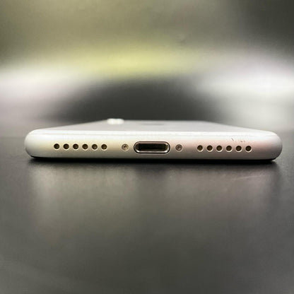 【全額返金保証】【最速発送】Apple iPhone iPhone SE（第2世代） 128GB ホワイト SIMフリー 白ロム 動作確認済 73%