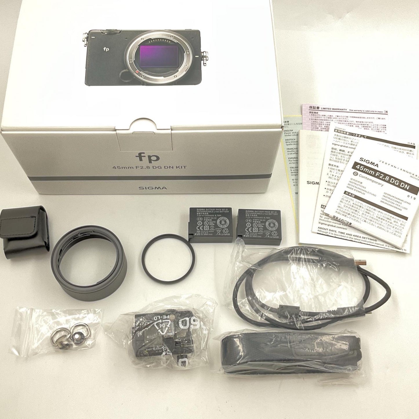 【全額返金保証】【最速発送】SIGMA デジタル一眼 SIGMA fp 45mm F2.8 DG DN Contemporary キット ブラック 美品 動作確認済