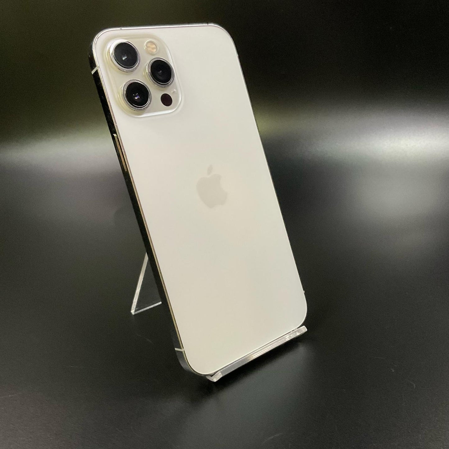 【全額返金保証】【最速発送】Apple iPhone iPhone Pro Max 12 Pro Max 256GB シルバー docomo 白ロム 動作確認済 77%