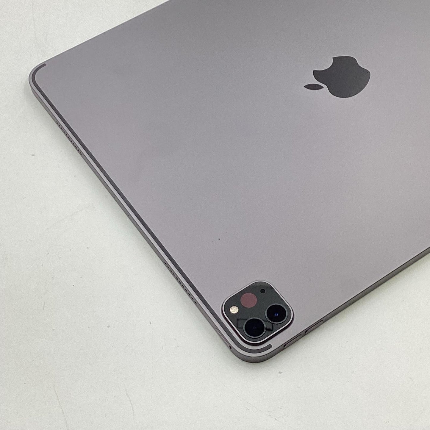 【全額返金保証】【最速発送】Apple iPad Pro 12.9インチ 第5世代 256GB スペースグレイ Wi-Fi 動作確認済