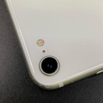 【最速発送】Apple iPhone iPhone SE（第2世代） 128GB ホワイト au SIMフリー 白ロム【難有】 87%