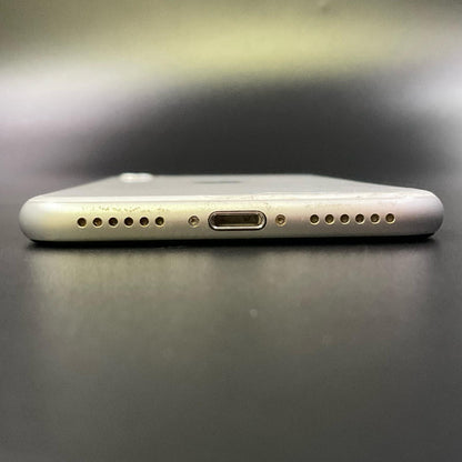 【最速発送】Apple iPhone iPhone SE（第2世代） 128GB ホワイト au SIMフリー 白ロム【難有】 87%