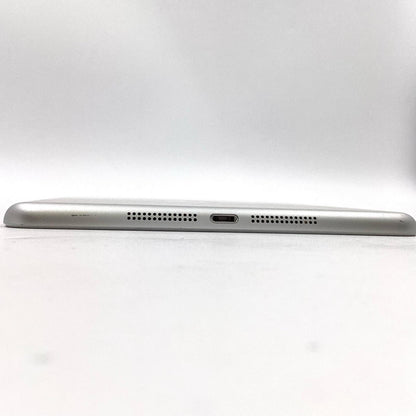 【最速発送】Apple iPad mini 7.9インチ 第3世代 64GB シルバー WiFi+Cellular docomo 白ロム【難有】