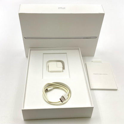 【最速発送】Apple iPad mini 7.9インチ 第3世代 64GB シルバー WiFi+Cellular docomo 白ロム【難有】