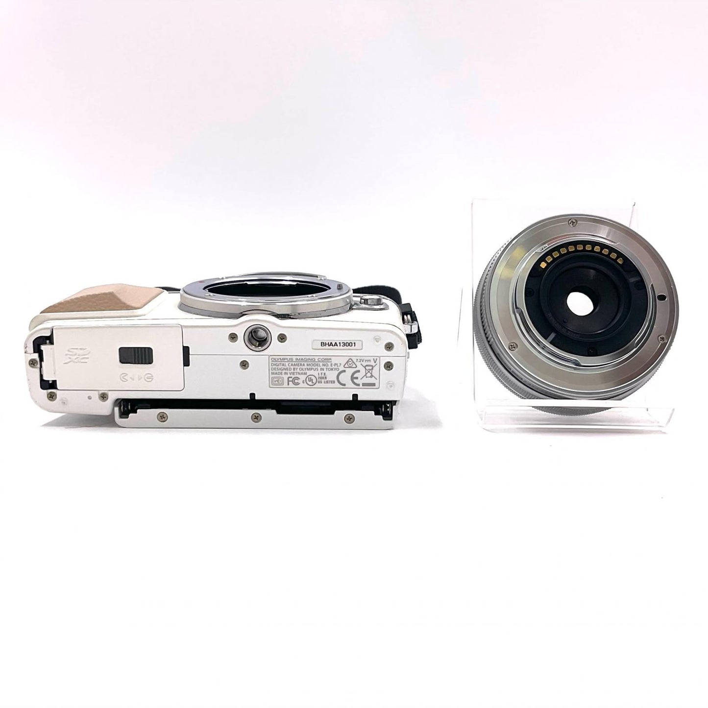 【全額返金保証】【最速発送】OLYMPUS デジタル一眼 OLYMPUS PEN Lite E-PL7 14-42mm EZレンズキット [ホワイト] ホワイト 動作確認済