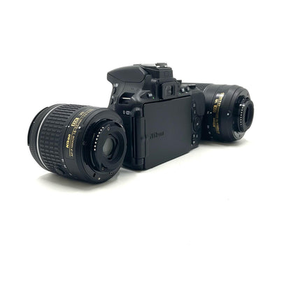 【全額返金保証】【最速発送】Nikon デジタル一眼 D5600 ダブルズームキット ブラック 動作確認済