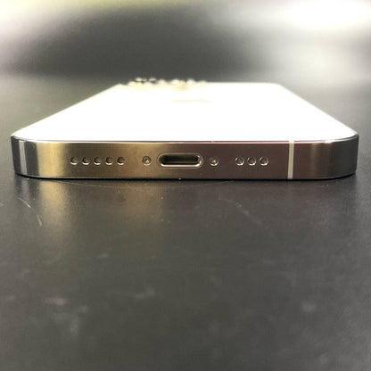 【全額返金保証】【最速発送】Apple iPhone iPhone 13 Pro 128GB シルバー docomo SIMフリー 白ロム 動作確認済 82%