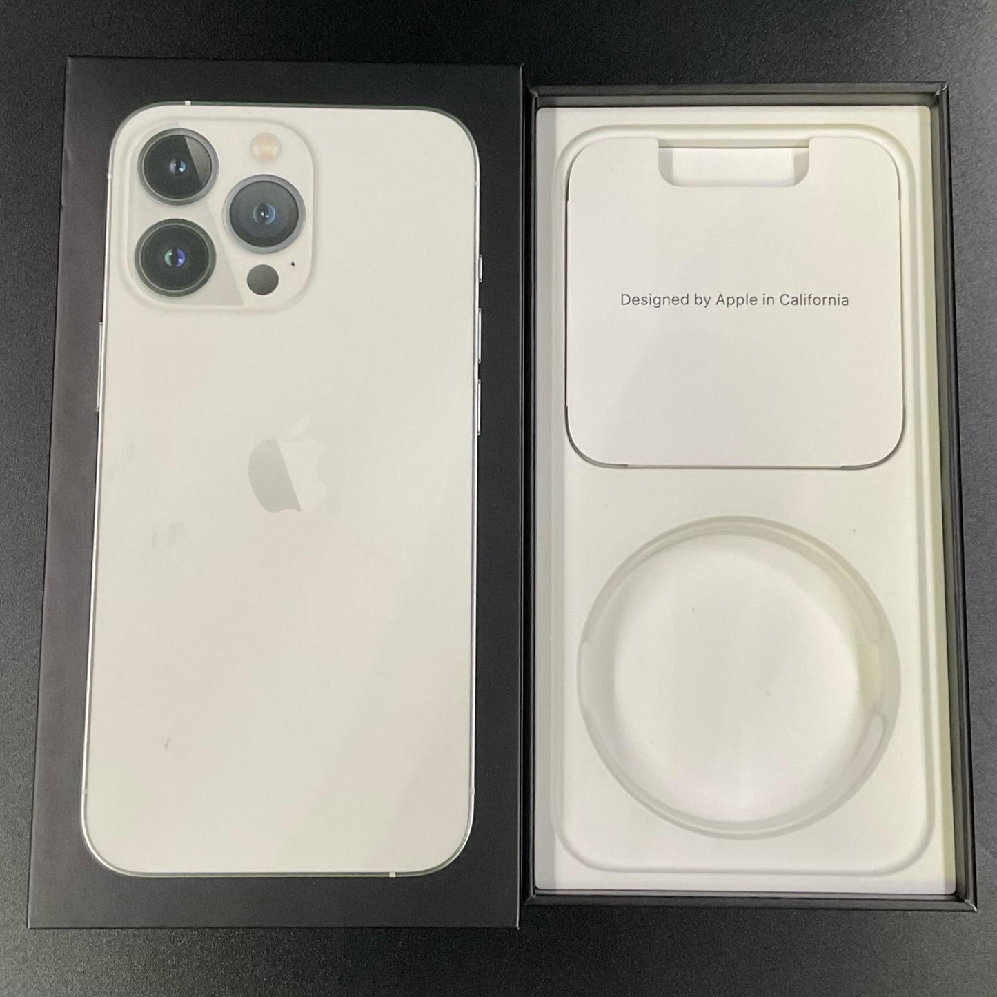 【全額返金保証】【最速発送】Apple iPhone iPhone 13 Pro 128GB シルバー docomo SIMフリー 白ロム 動作確認済 82%
