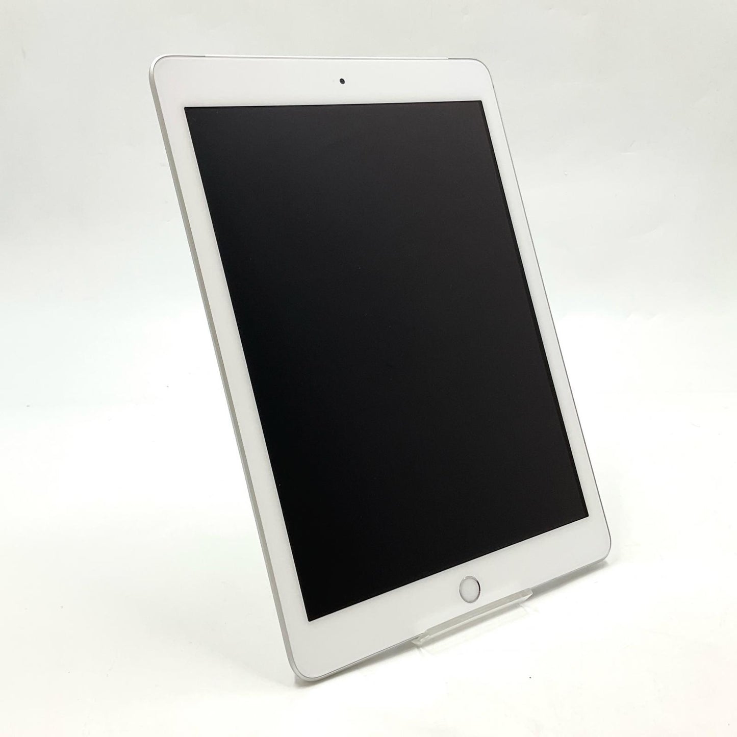 【全額返金保証】【最速発送】Apple iPad iPad 9.7インチ 第6世代 128GB シルバー WiFi+Cellular 白ロム 美品 動作確認済