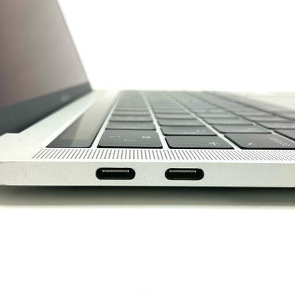 【全額返金保証】【最速発送】Apple MacBook Pro 13.3インチ 2019 2.8GHz クアッドコア Intel Core i7 16GB SSD 512GB シルバー 動作確認済