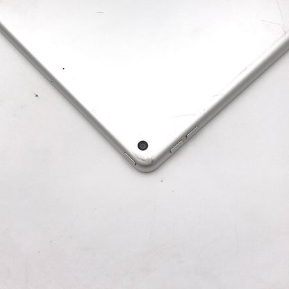 【全額返金保証】【最速発送】Apple iPad iPad 10.2インチ 第7世代 128GB シルバー Wi-Fi 動作確認済
