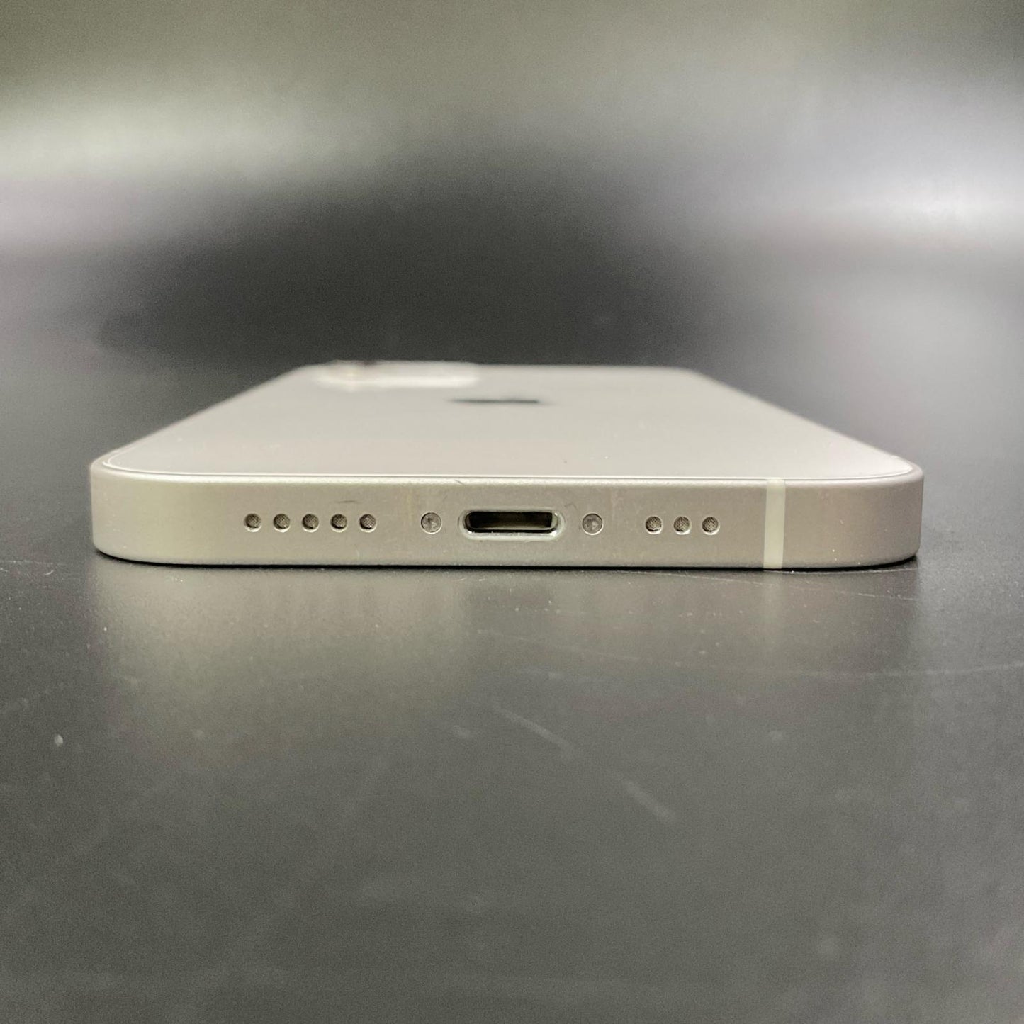 【全額返金保証】【最速発送】Apple iPhone iPhone 12 128GB ホワイト docomo SIMフリー 白ロム 動作確認済 74%