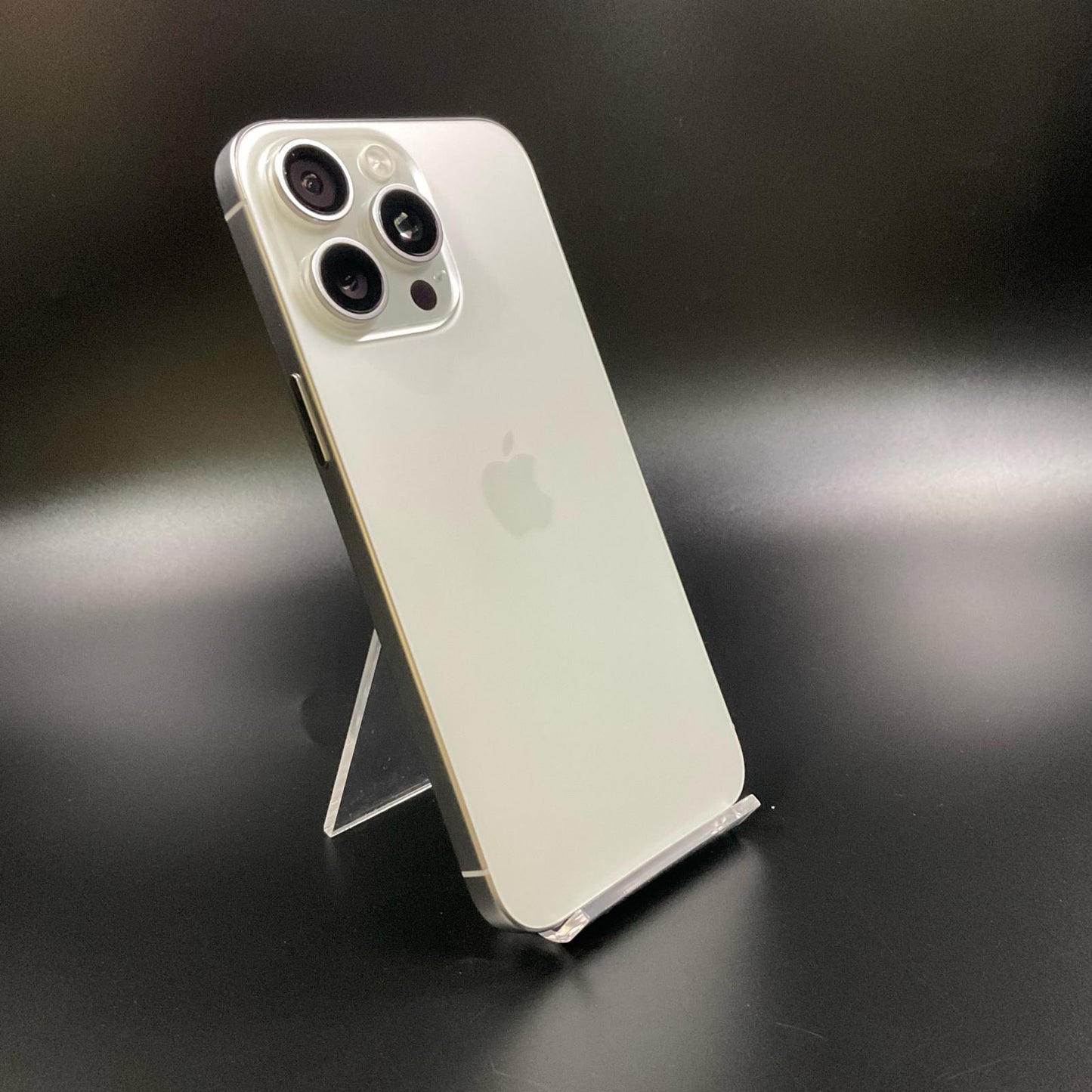 【全額返金保証】【最速発送】Apple iPhone iPhone 15 Pro Max 512GB ホワイトチタニウム SIMフリー 美品 動作確認済 90%