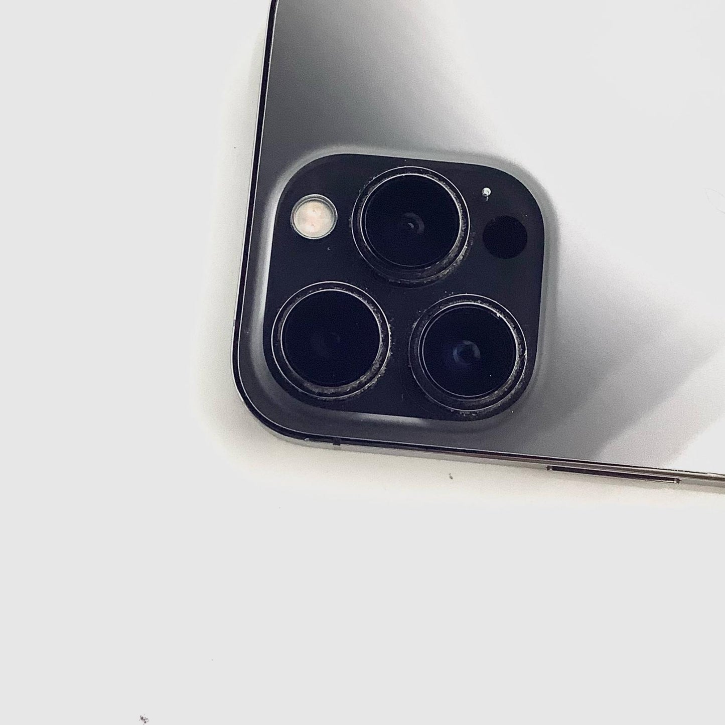 【全額返金保証】【最速発送】Apple iPhone iPhone 13 Pro 512GB グラファイト au SIMフリー 白ロム 美品 動作確認済 88%