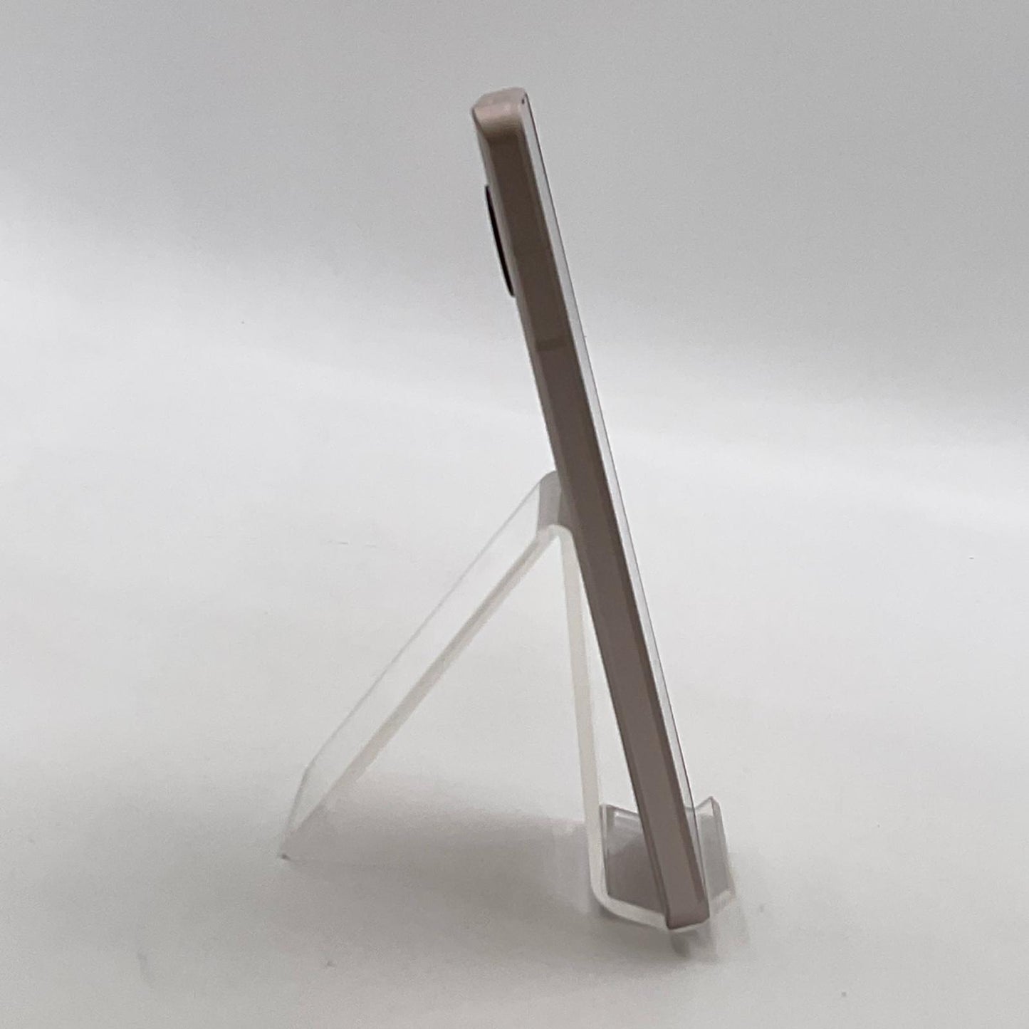 【全額返金保証】【最速発送】SHARP AQUOS sense8 128GB Light Copper au SHG11 白ロム 動作確認済