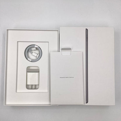 【全額返金保証】【最速発送】Apple iPad iPad 10.2インチ 第9世代 64GB スペースグレイ Wi-Fi 美品 動作確認済