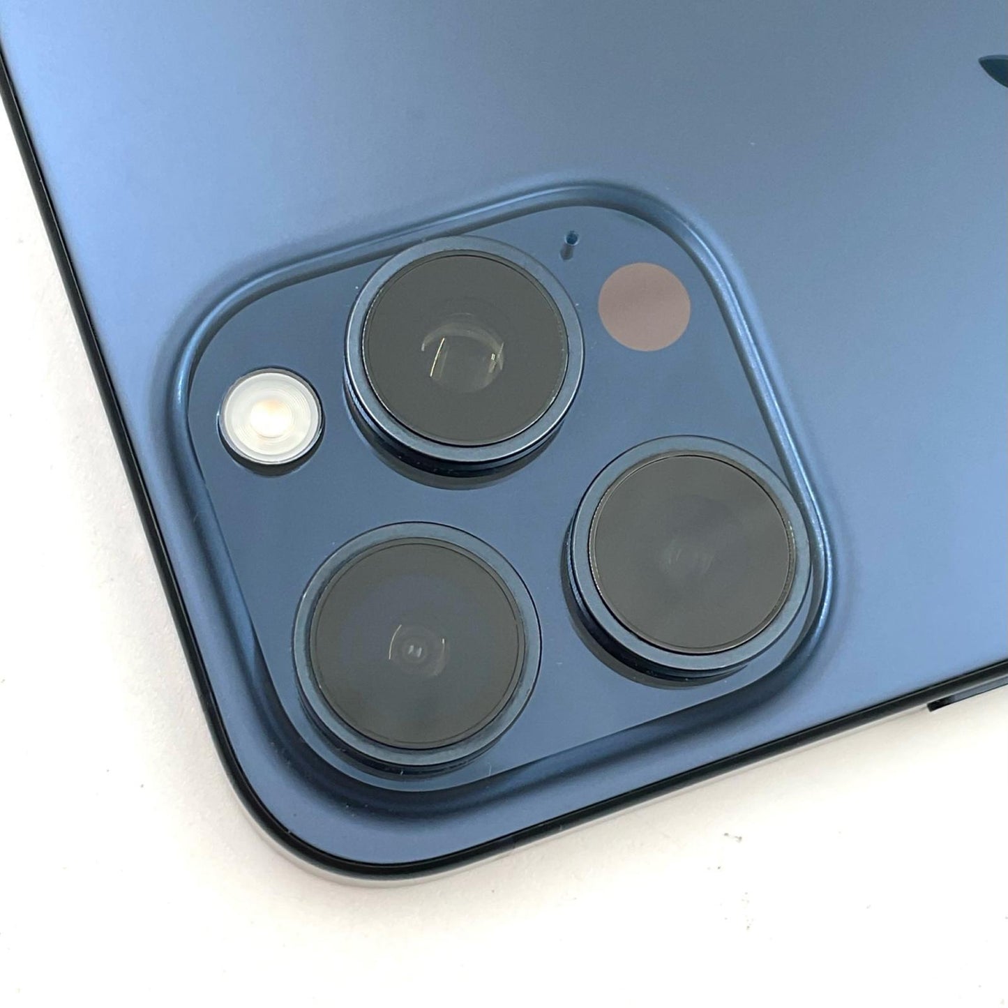 【全額返金保証】【最速発送】Apple iPhone iPhone 15 Pro Max 512GB ブルーチタニウム SIMフリー 美品 動作確認済 87%