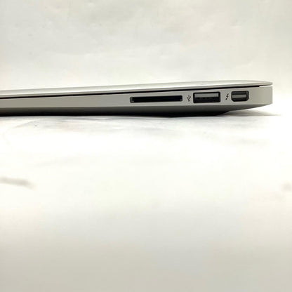 【全額返金保証】【最速発送】Apple MacBook Air 13インチ 2015 1.6 GHz Intel Core i5 4GB SSD 128GB シルバー 動作確認済