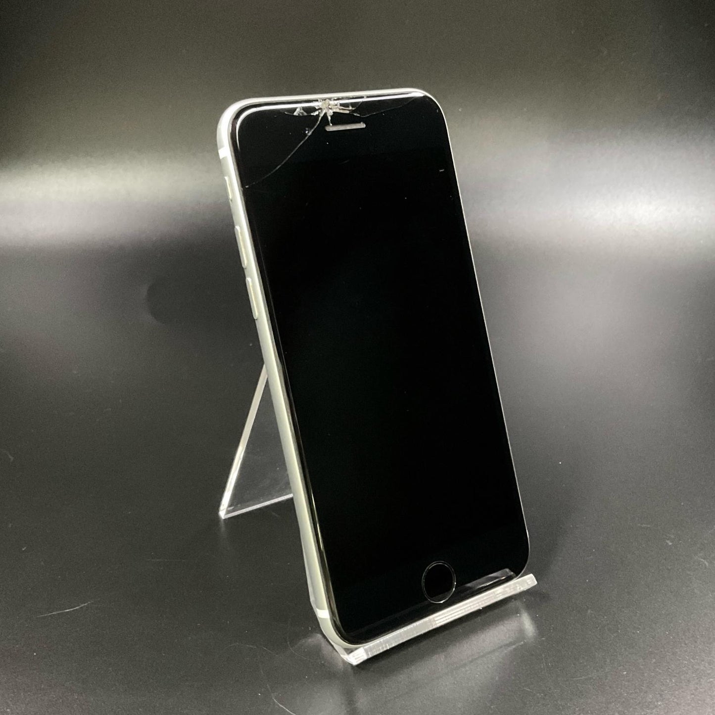【最速発送】Apple iPhone iPhone SE（第2世代） 64GB ホワイト SIMフリー 白ロム【難有】 87%