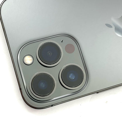 【全額返金保証】【最速発送】Apple iPhone iPhone 13 Pro 1TB グラファイト docomo 白ロム 動作確認済 74%