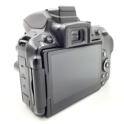【最速発送】Nikon デジタル一眼 D5300 ボディ ブラック【難有】