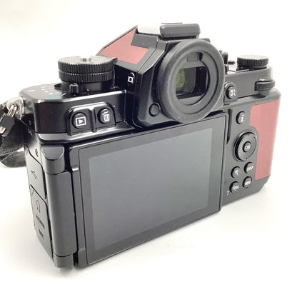 【全額返金保証】【最速発送】Nikon デジタル一眼 Z f ボディ ボルドーレッド 美品 動作確認済