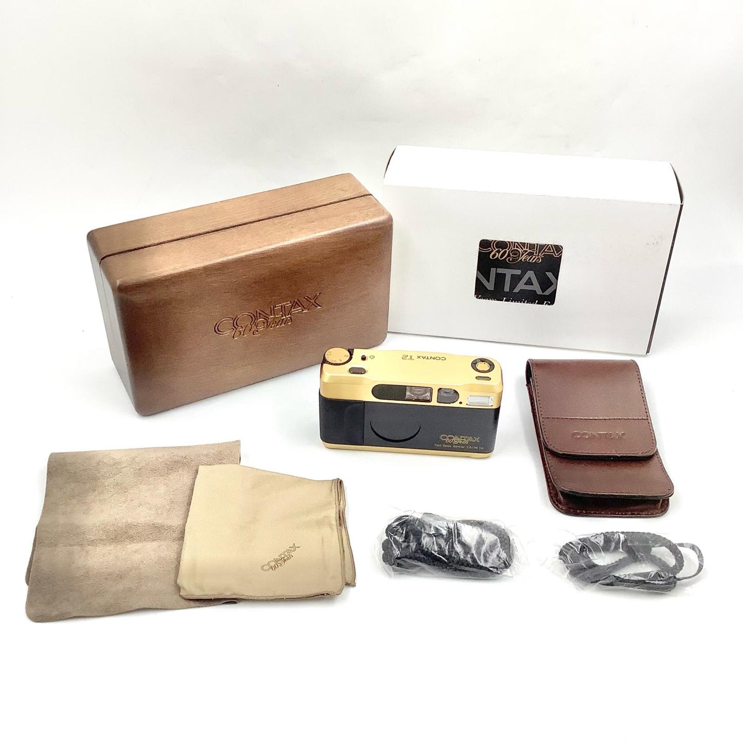 【全額返金保証】【最速発送】CONTAX T2 ゴールド 60周年記念モデル 動作確認済