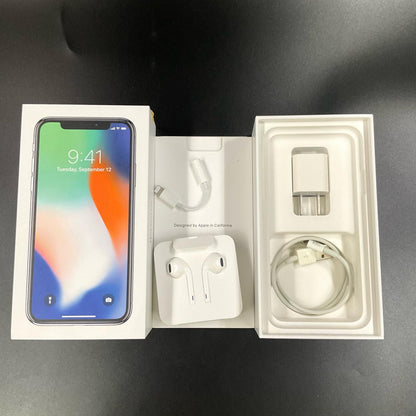 【全額返金保証】【最速発送】Apple iPhone iPhone X 256GB シルバー docomo 白ロム 動作確認済 94%