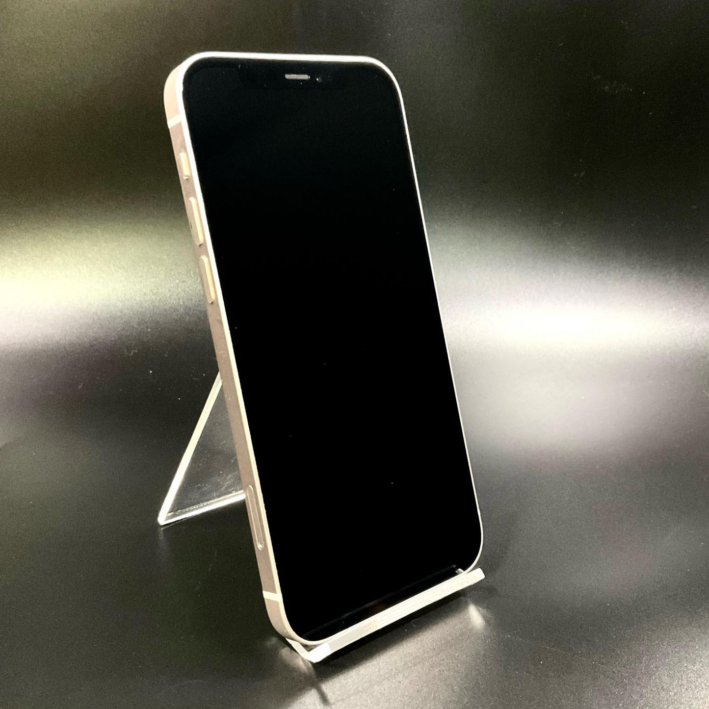 【全額返金保証】【最速発送】Apple iPhone iPhone 12 64GB ホワイト docomo 白ロム 動作確認済 81%