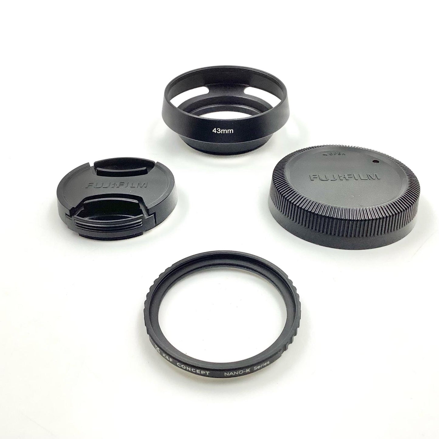 【全額返金保証】【最速発送】FUJIFILM フジノンレンズ XF35mmF2 R WR [ブラック] 動作確認済