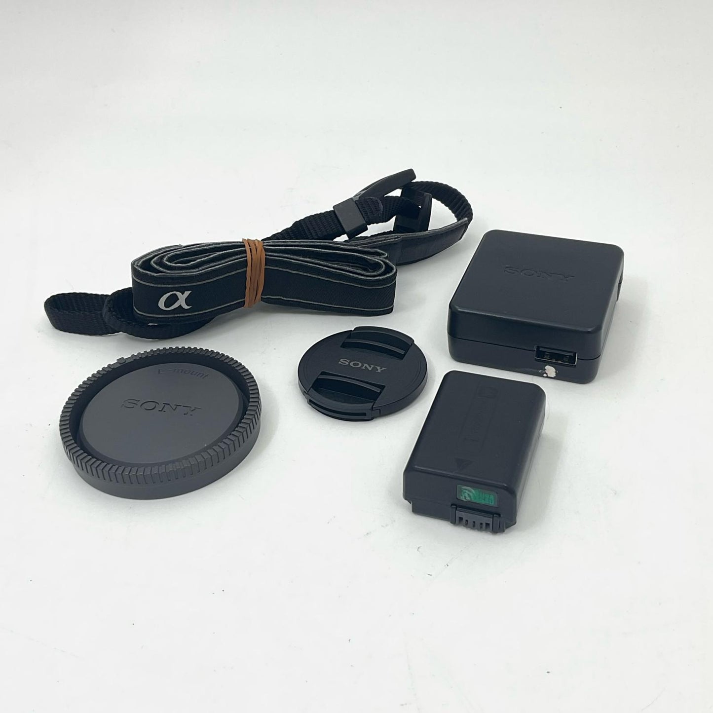 【全額返金保証】【最速発送】Sony デジタル一眼 α NEX-6L パワーズームレンズキット ブラック 動作確認済