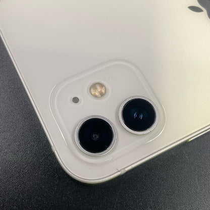 【最速発送】Apple iPhone iPhone 12 128GB ホワイト au 白ロム【難有】 85%