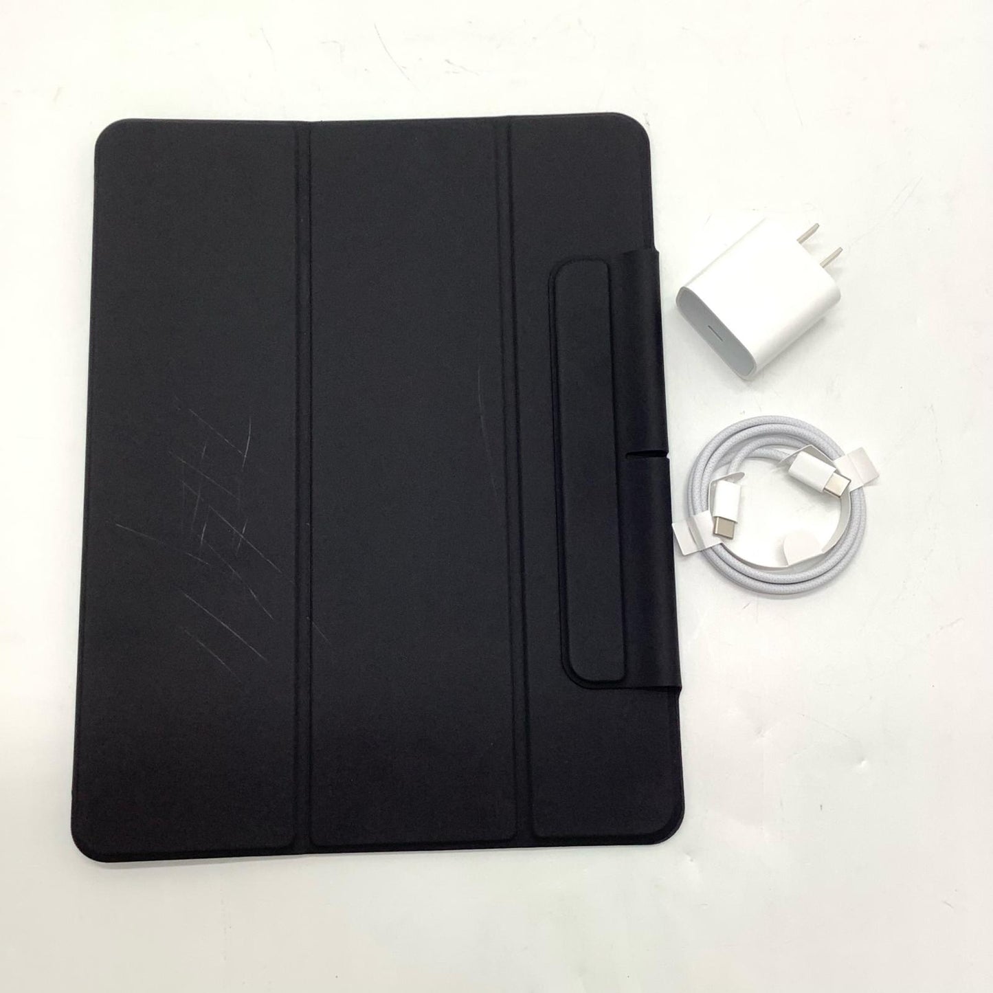 【全額返金保証】【最速発送】Apple iPad Pro 12.9インチ 第6世代 256GB シルバー Wi-Fi 美品 動作確認済