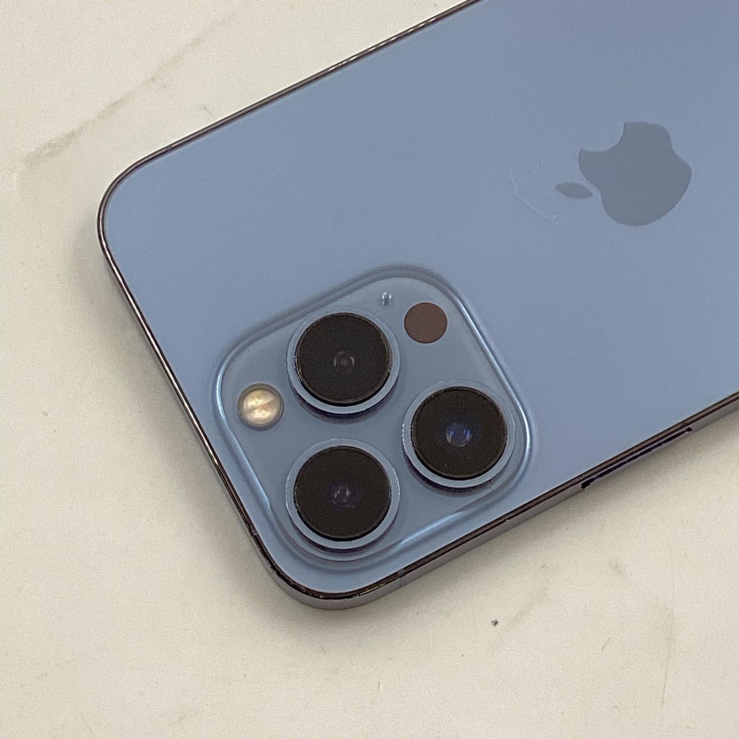 【全額返金保証】【最速発送】Apple iPhone iPhone 13 Pro 256GB シエラブルー Softbank SIMフリー 動作確認済 78%