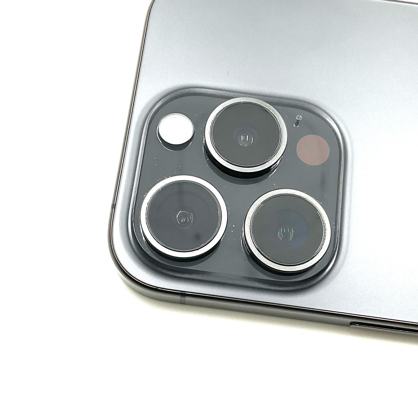 【全額返金保証】【最速発送】Apple iPhone iPhone 15 Pro 256GB ブラックチタニウム 白ロム 動作確認済 87%
